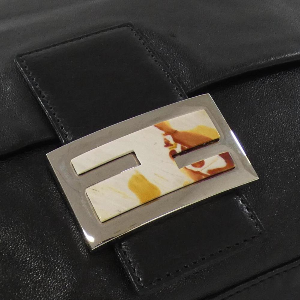Fendi Mamma Baguette 26325 Shoulder Bag - Picture 5 of 8
